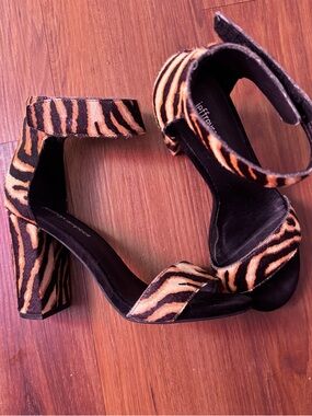 Jeffrey Campbell Tiger Stripe Block Heel Sandals - leopard print